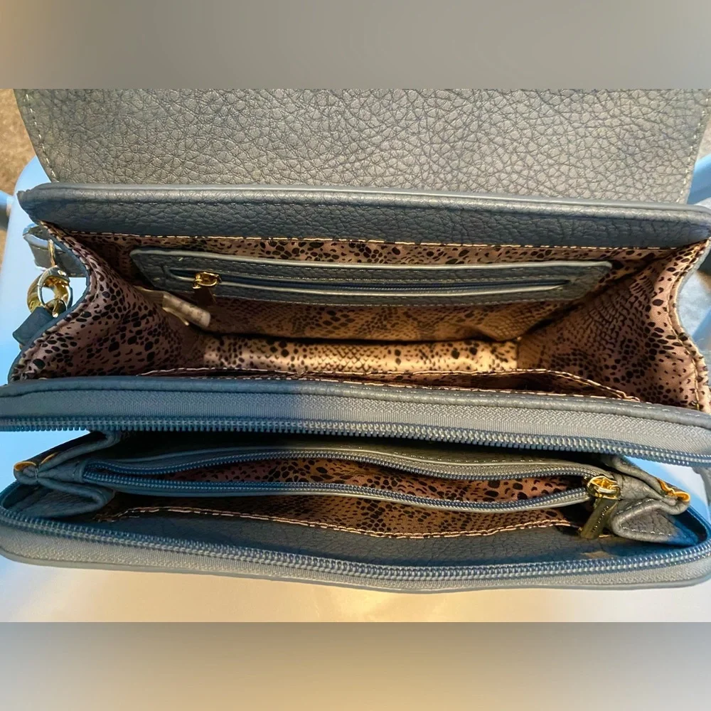 Karla Hanson Madison Organizer Crossbody Bag - Picture 3 of 5